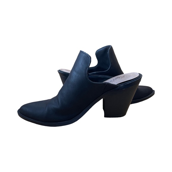 Zigi Soho Half-Boot Slip-On Mules – Size 6.5 – 3.5” Heel - Picture 7 of 9